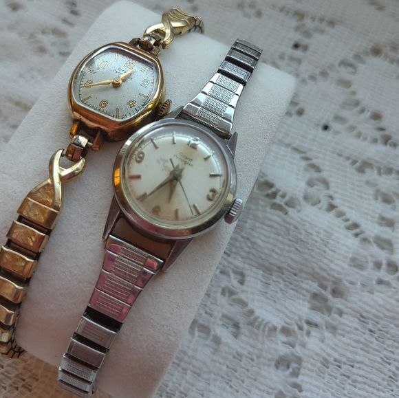 Girard Perregaux Bundle of 2 Watches - 1 Works